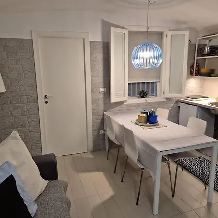 Cattaro 37 Hospitality Srls Apartmán